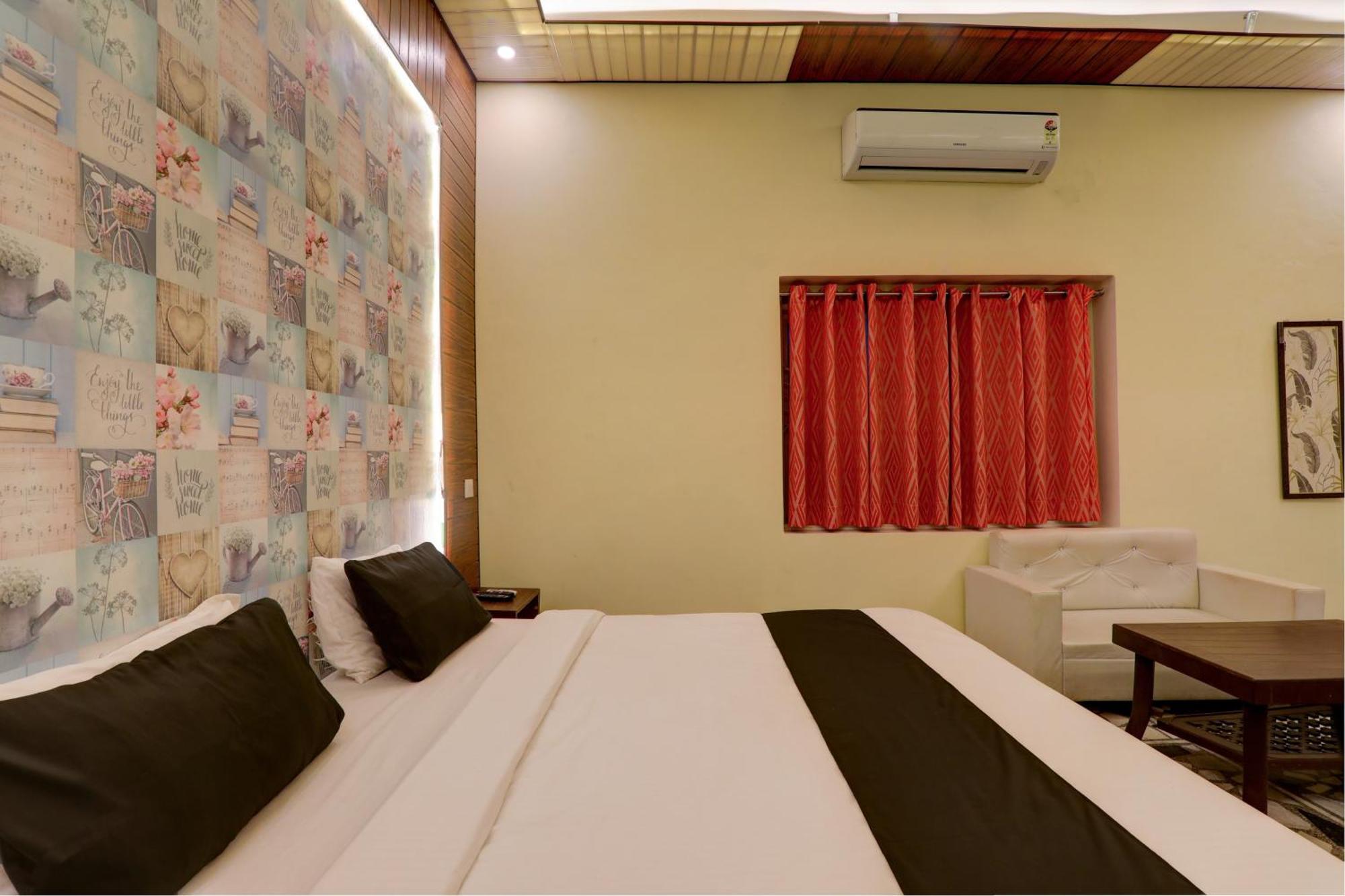 Hotel O Flagship Adbhut Moment Hotel Varanasi Ngoại thất bức ảnh