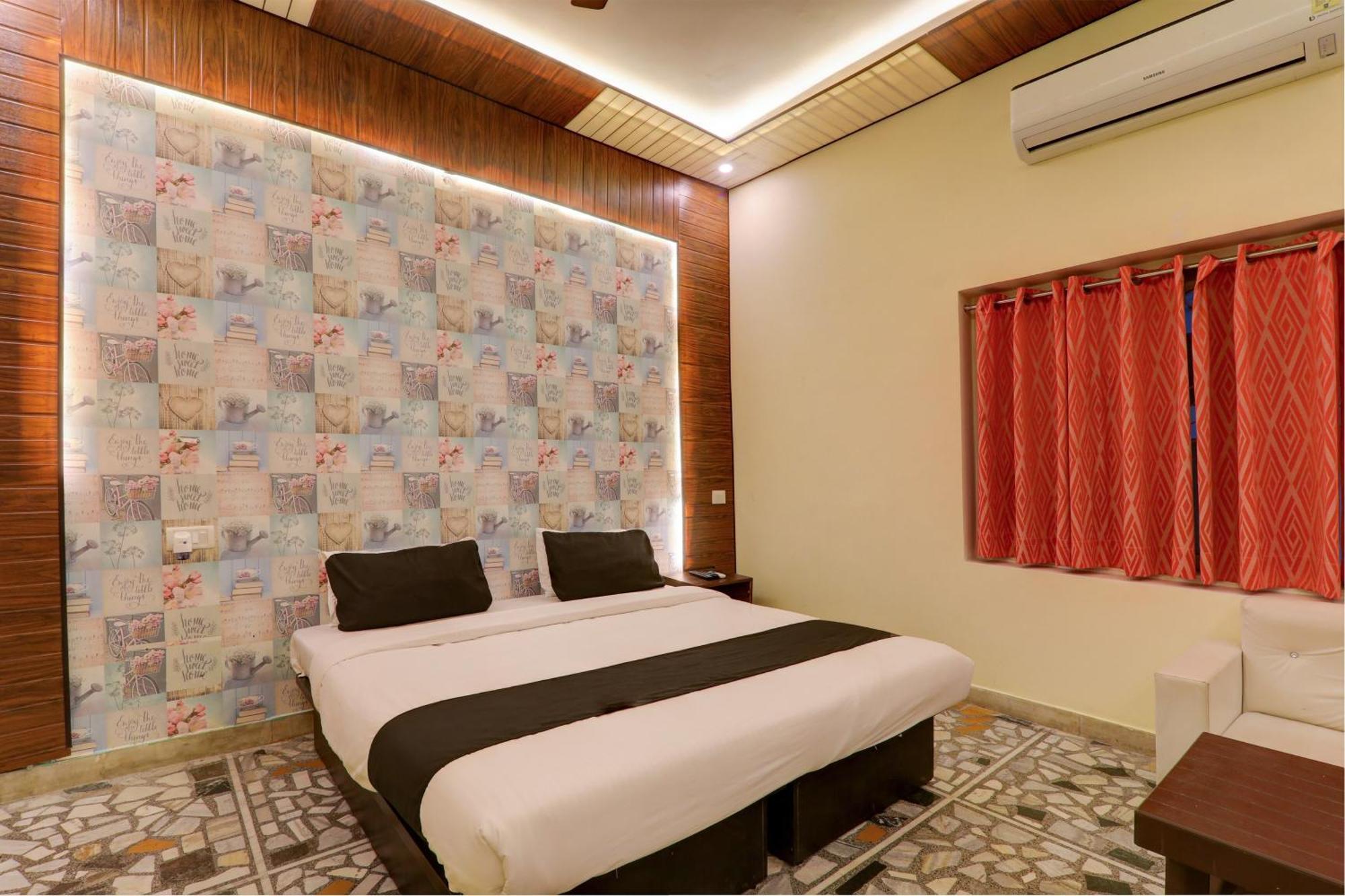 Hotel O Flagship Adbhut Moment Hotel Varanasi Ngoại thất bức ảnh