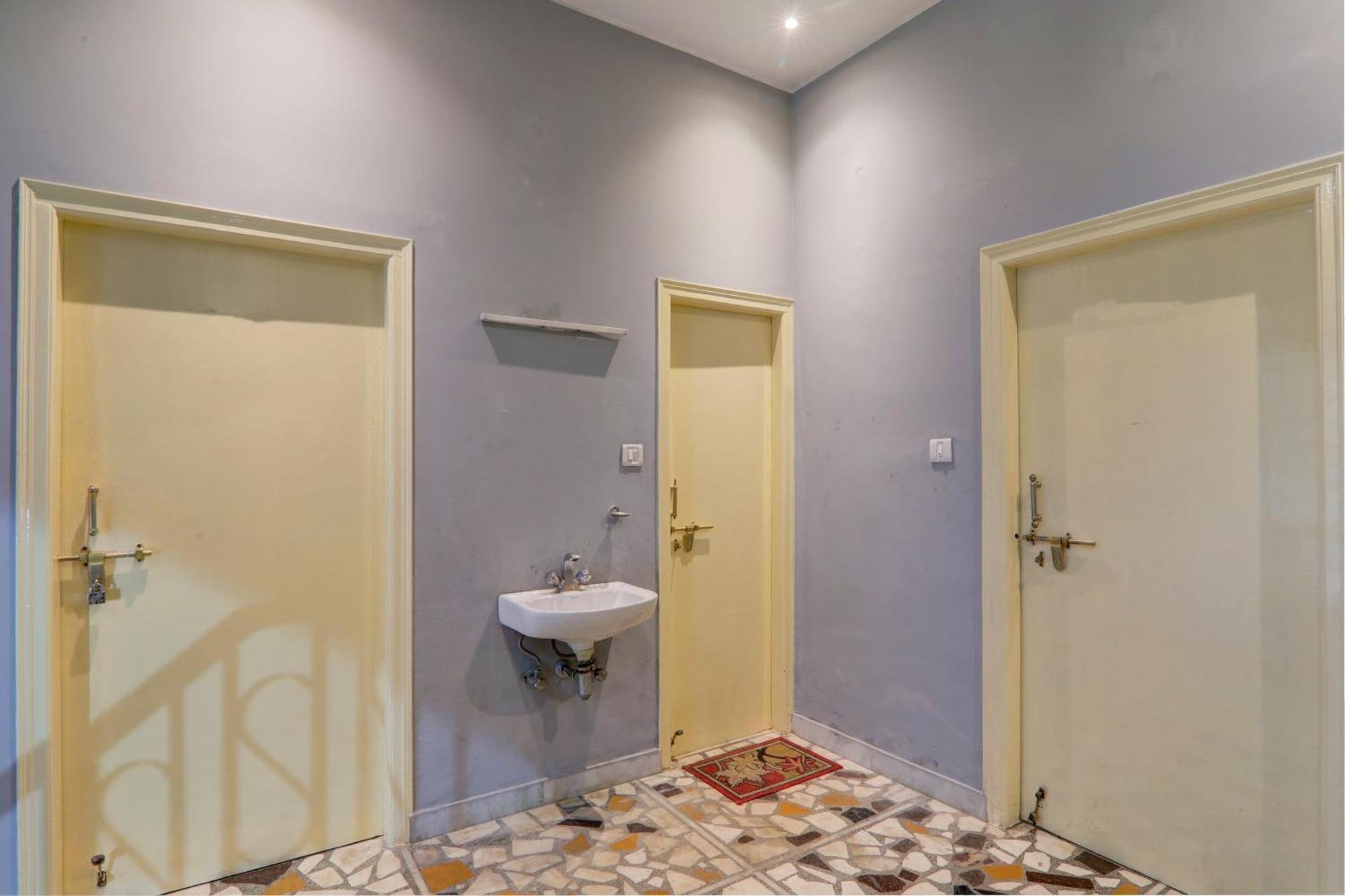 Hotel O Flagship Adbhut Moment Hotel Varanasi Ngoại thất bức ảnh